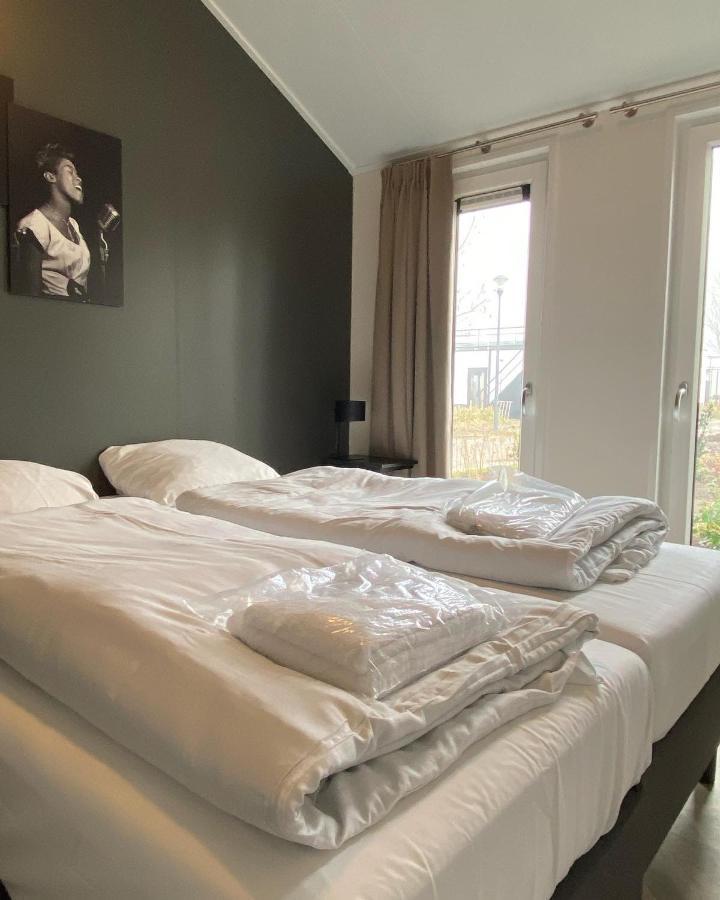 Luxe En Gezellig Chalet Aan Veluwemeer 4 Pers 许尔斯霍斯特 外观 照片
